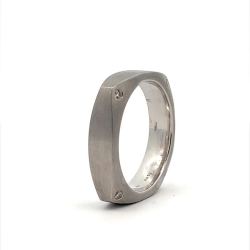 14K White Gold Men's Wedding Band thumbnail 2
