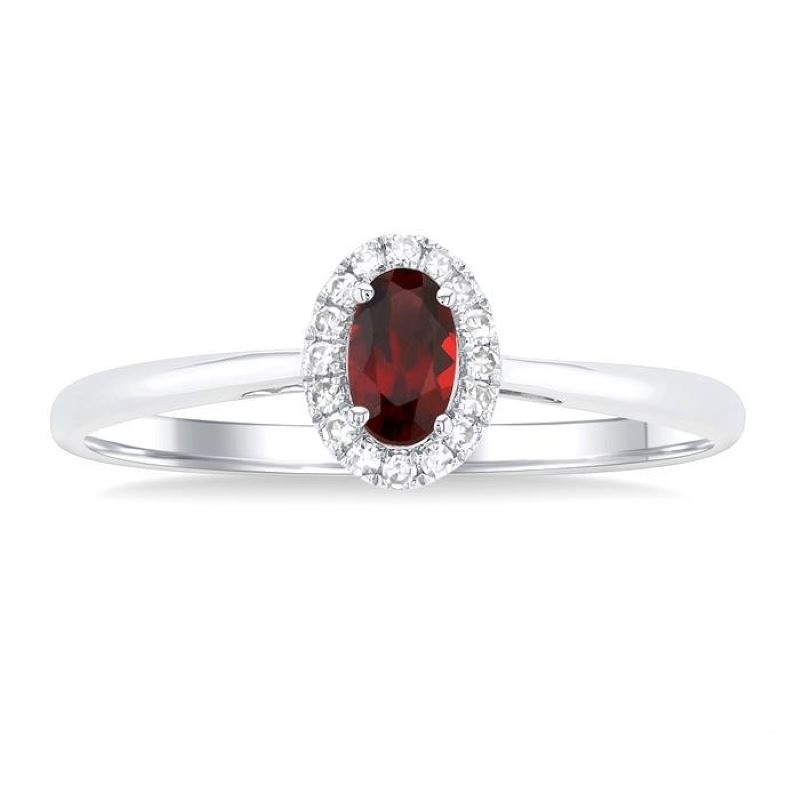 Garnet and Diamond Ring Garnet and Diamond Ring