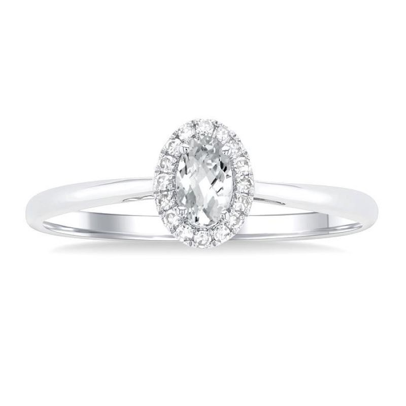 White Topaz and Diamond Ring White Topaz and Diamond Ring