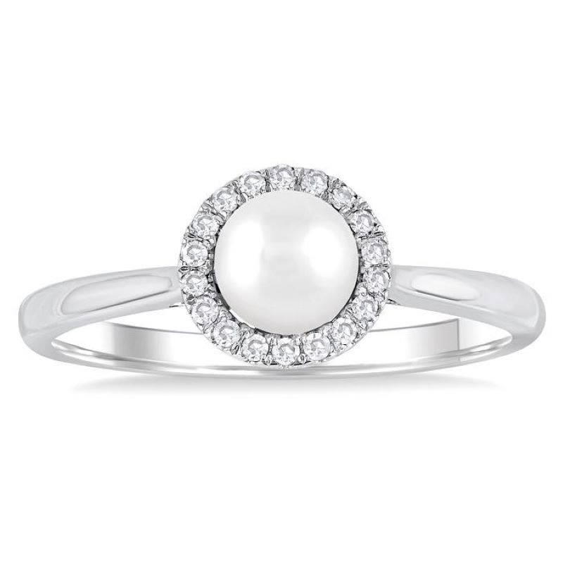 Pearl and Diamond Ring Pearl and Diamond Ring