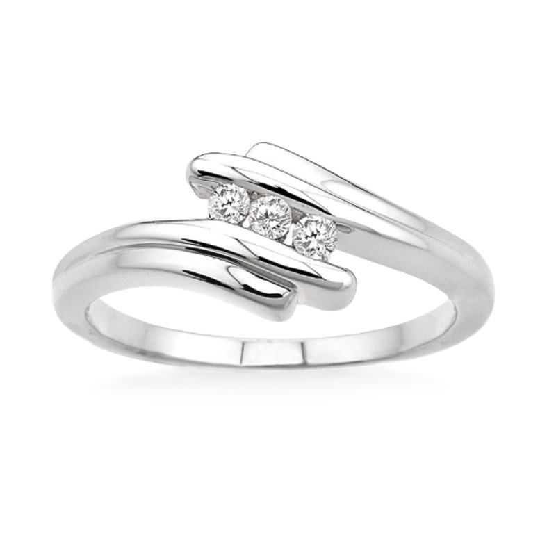 Silver 3 Stone Diamond Fashion Ring Silver 3 Stone Diamond Fashion Ring