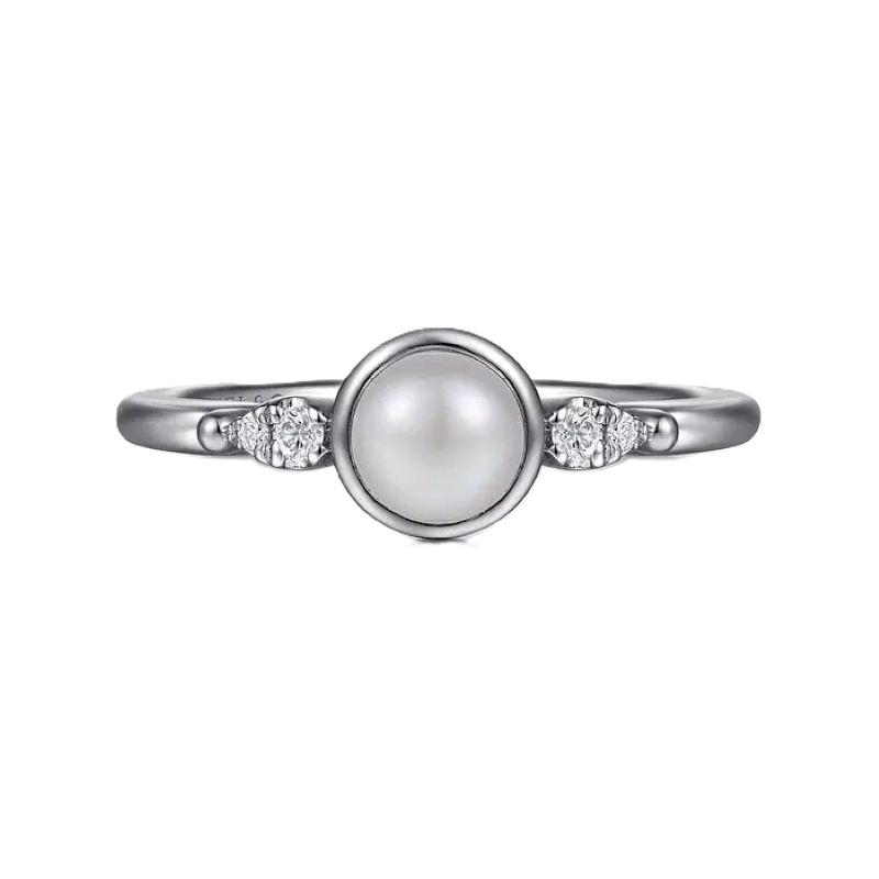 Sterling Silver Diamond Bujukan Pearl Ring Sterling Silver Diamond Bujukan Pearl Ring