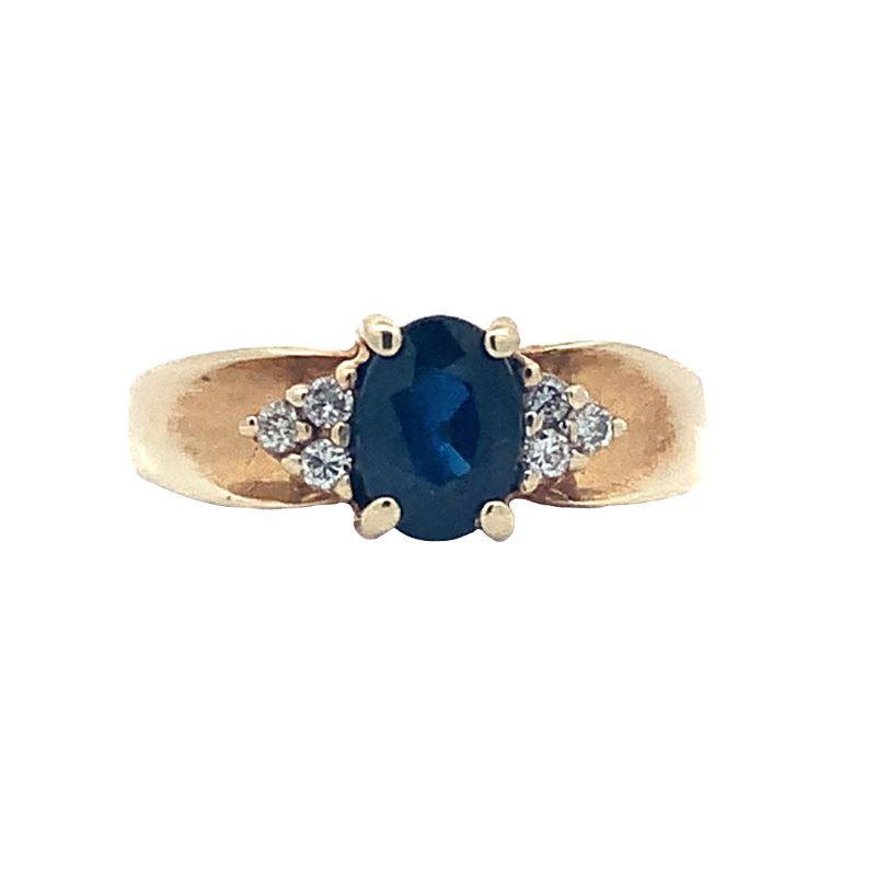 Estate Sapphire & Diamond Ring Estate Sapphire & Diamond Ring