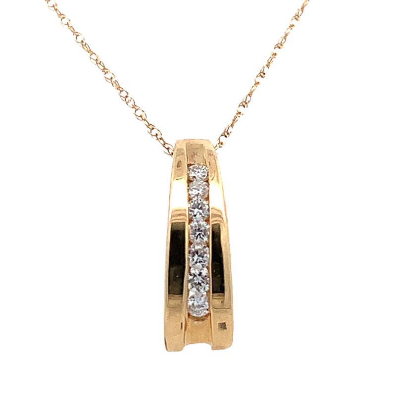 Estate Gold and Diamond Pendant Estate Gold and Diamond Pendant