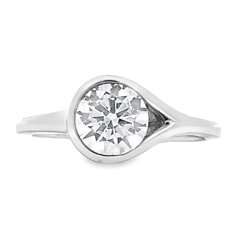 14K White Gold Solitaire Fashion Ring 14K White Gold Solitaire Fashion Ring