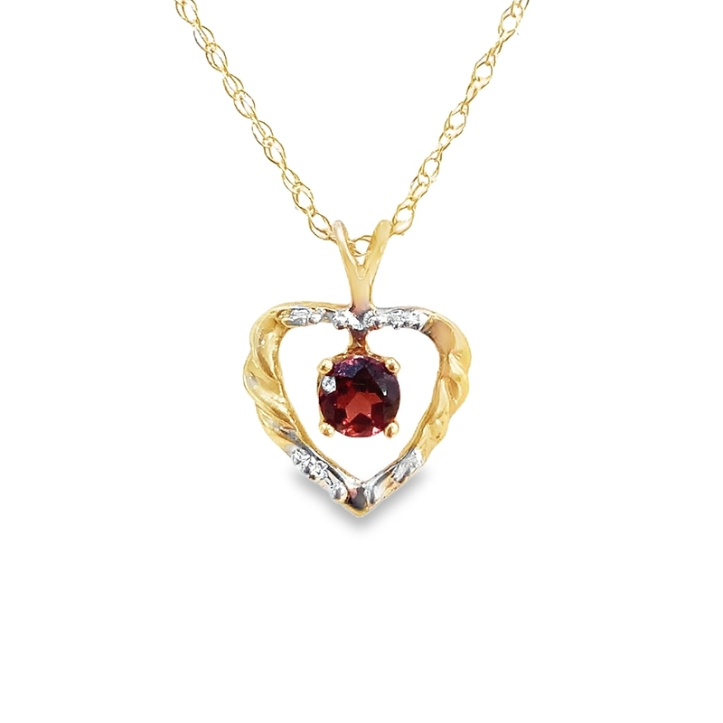 Estate Garnet Heart Pendant Estate Garnet Heart Pendant
