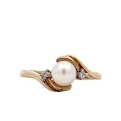 Estate Pearl Ring thumbnail 1